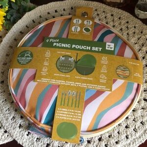 Picnic Pouch Dinnerware Travel Set